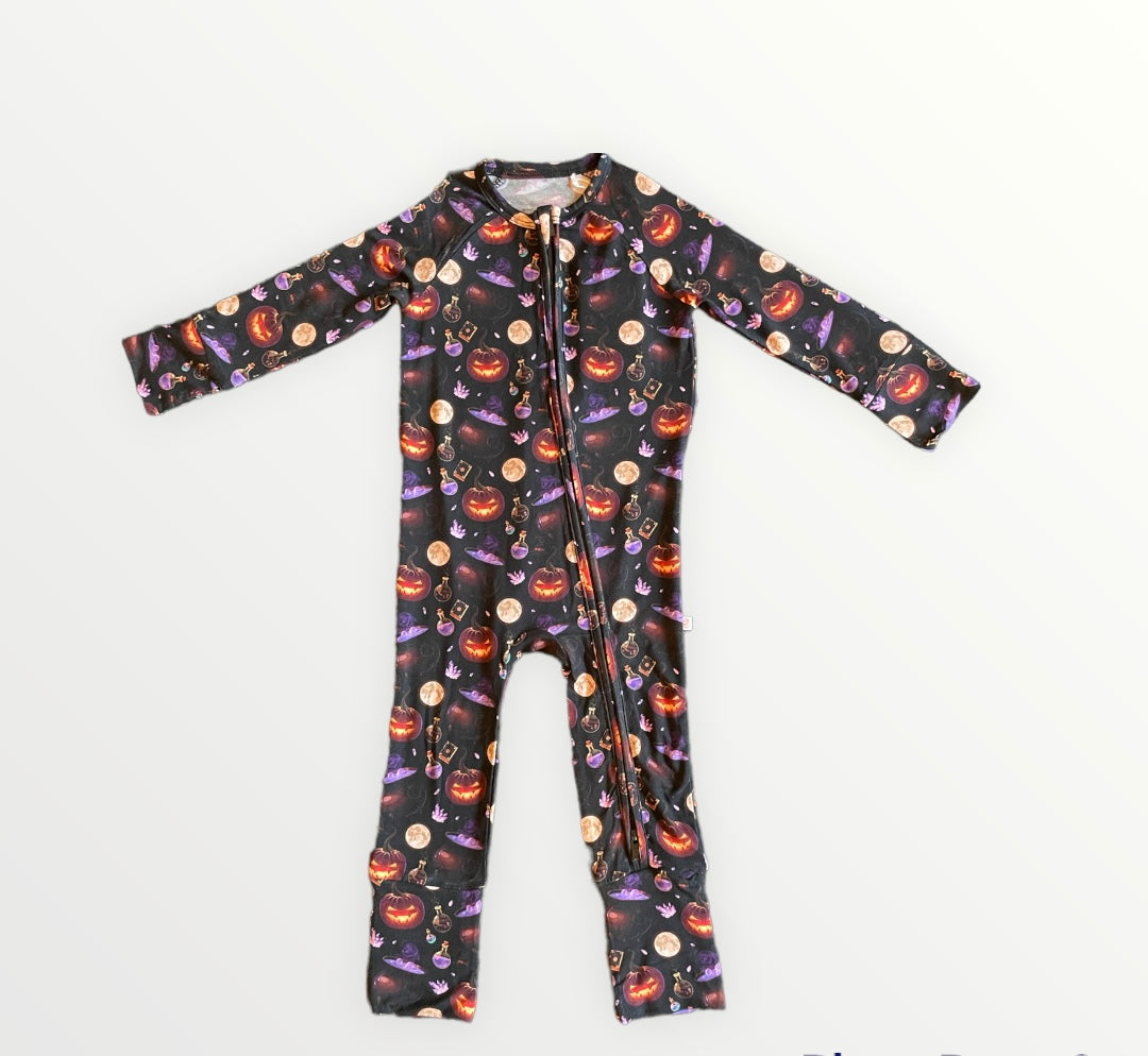 Mattox Pumpkin Potter Convertible Romper/footie