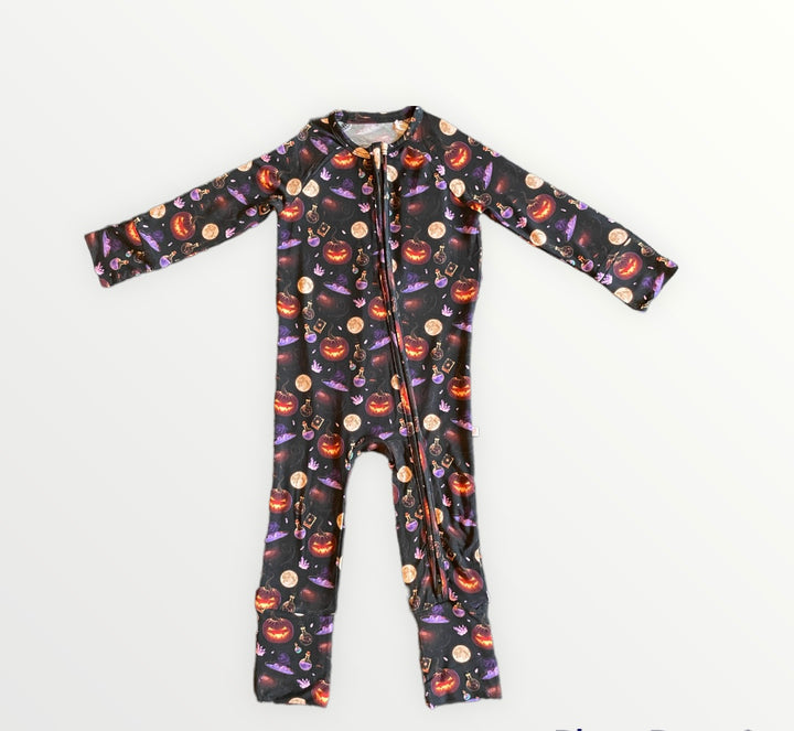 Mattox Pumpkin Potter Convertible Romper/footie