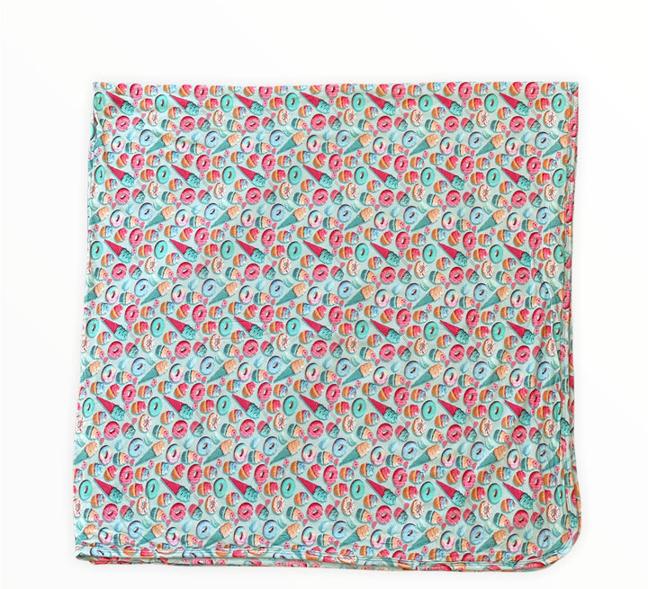 Zoe’s Snug-a-muffle™  Reversible Blanket